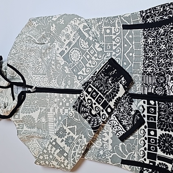 Chicos Hooded Zip Up Sweater Chicos Sz 0  (4) - Picture 13 of 15